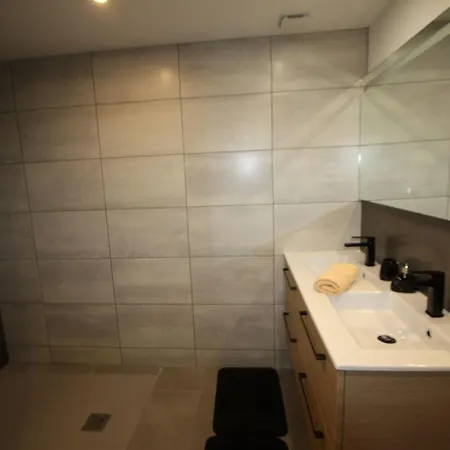 Grande Maison Pour 10 Pers. Avec Jardin, Terrasse, Bbq, Près De Bruyères Et Gérardmer - Fr-1-589-335 * Champ-le-Duc